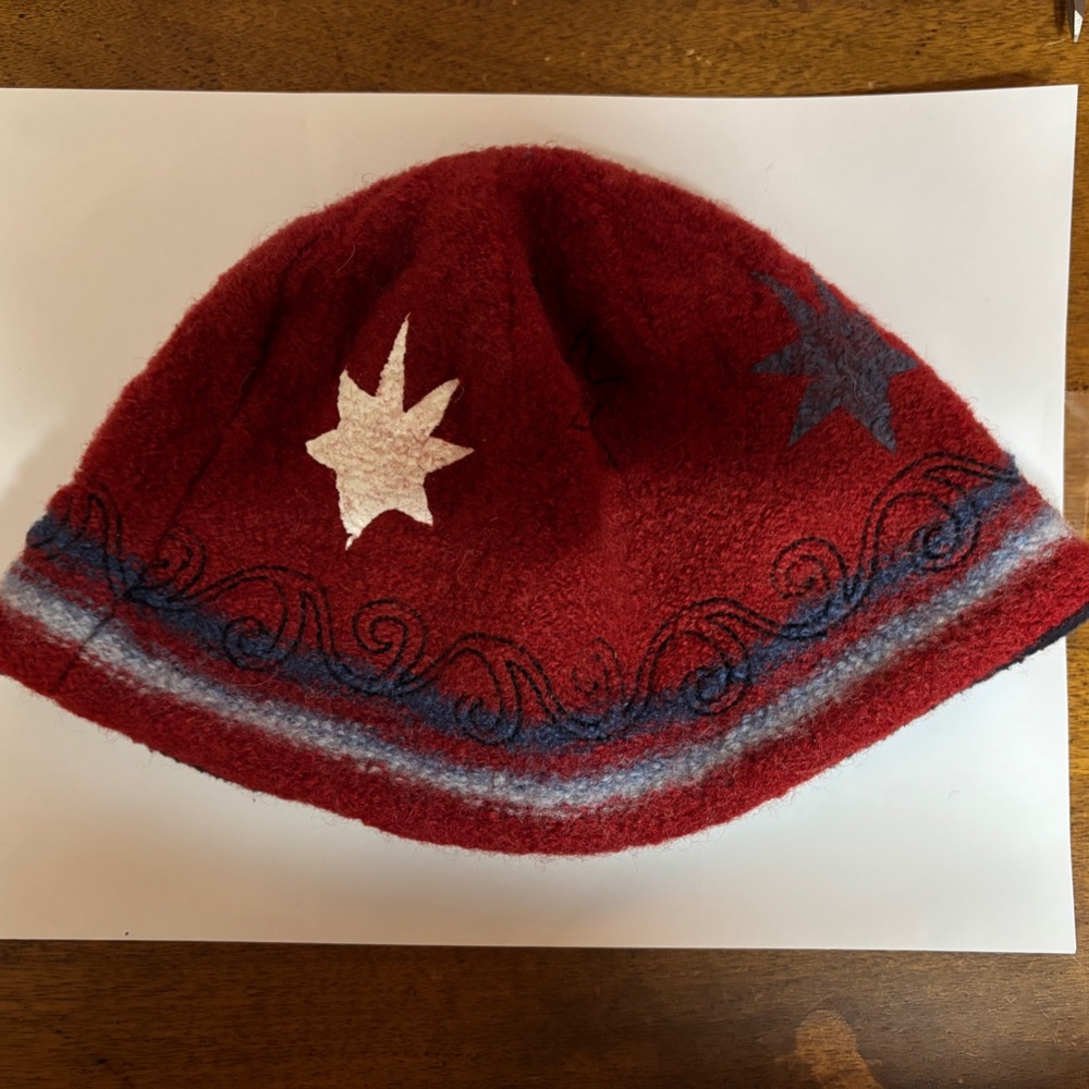 Red White and Blue Wool Beanie Hat - Picture 4 of 7